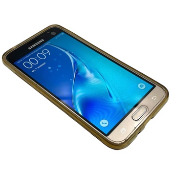 Смартфон Samsung Galaxy J3 (2016)