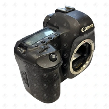 Зеркальный фотоаппарат Canon 5d Mark Ii
