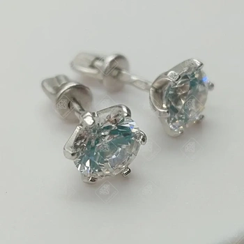 Серьги пусеты с фианитами, золото 585 II Категория, вес 1.87 г.