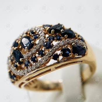 Кольцо с камнями , золото 585 II Категория, вес 6.3 г.