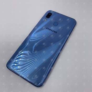 Смартфон Samsung Galaxy A30 3/32GB