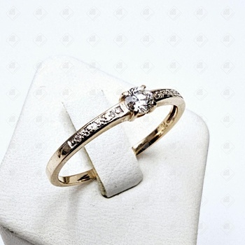 кольцо с бриллиантом, золото 585 (14K), вес 1.25 г.