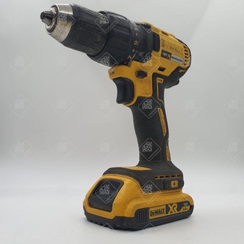 шуруповерт DeWalt DCD777