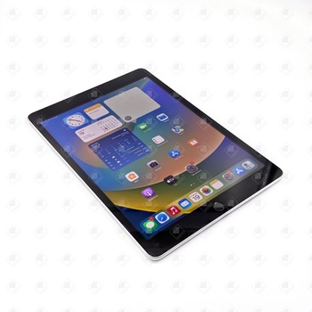 Планшет Apple iPad (9-го поколения) (2021) 64 GB Wi-Fi