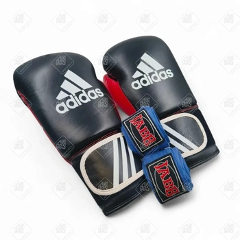 Боксерские перчатки Adidas response