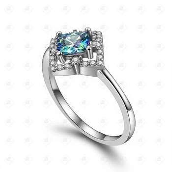 Кольцо с фианитами, серебро I категория 925, вес 1.78 г.