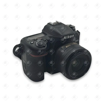 Зеркальный фотоаппарат Nikon D7500 + объектив nikon 50мм 1:1.8 D