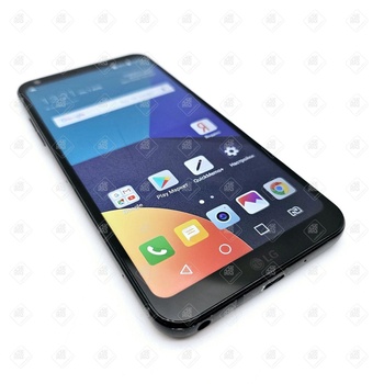 Смартфон LG Q6