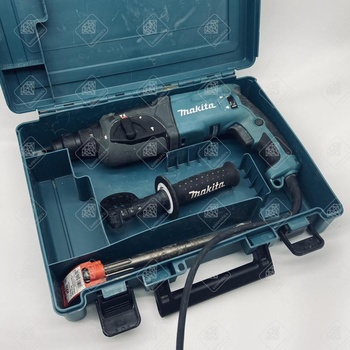 Перфоратор Makita HR2470