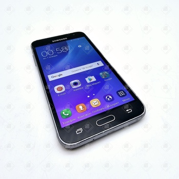 Смартфон Samsung Galaxy J3