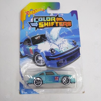 Машинка Hot Wheels 17