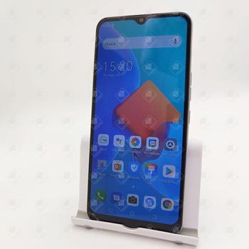Телефон Tecno Spark 8C, 4/64 ГБ