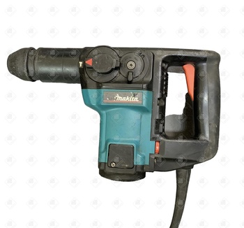 Перфоратор makita HR3000C