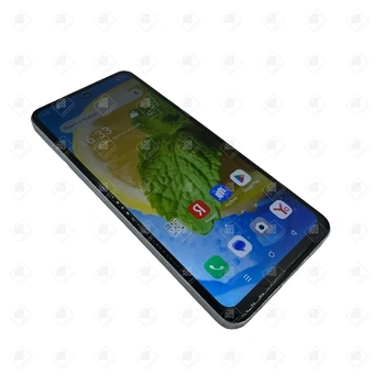 Смартфон Infinix Smart 8 3/64