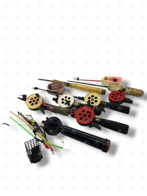 Удочки со снастями для зимней рыбалки