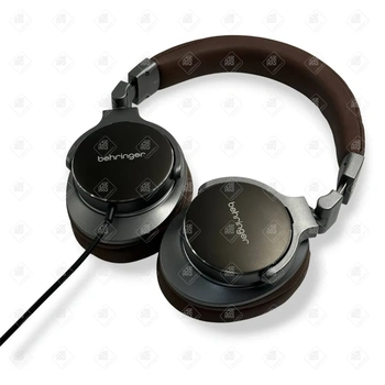 Студийные наушники behringer bh470