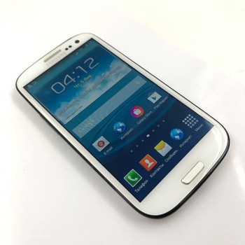 Телефон Samsung Galaxy S III GT-I9300