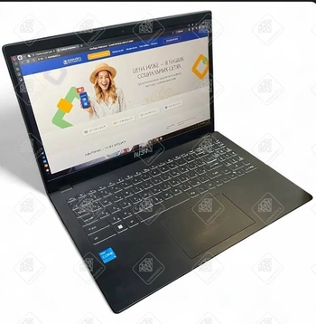 ноутбук msi moder 15 B12m/Core i3 1215U /Intel Iris Xe Graphics/8GB/256GB