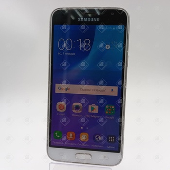 Телефон Samsung Galaxy J3 (2016)