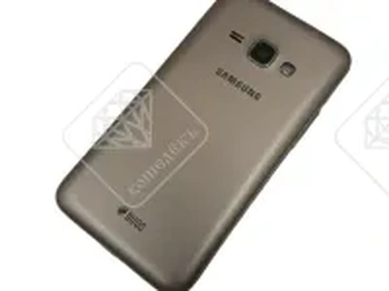 Смартфон Samsung Galaxy J1 (2016)
