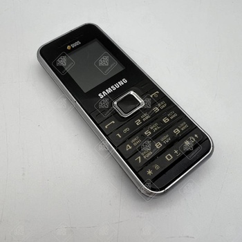 Телефон Samsung E1182