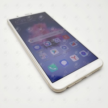 смартфон Huawei P Smart