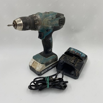 Шуруповерт Makita DF457DWE