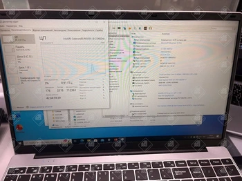 Ноутбук/I3/32/2 TB/HD Graphics 520