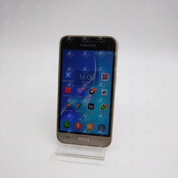 Смартфон Samsung Galaxy J1 (2016) 