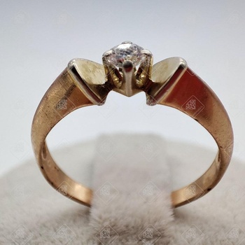 Кольцо с бриллиантом, золото 585 II Категория, вес 2.89 г.
