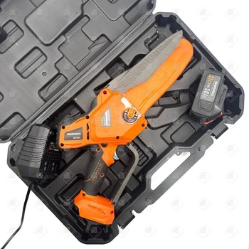 Аккумуляторный сучкорез daewoo dacs 821Li SET с АКБ 5 Ач и зу
