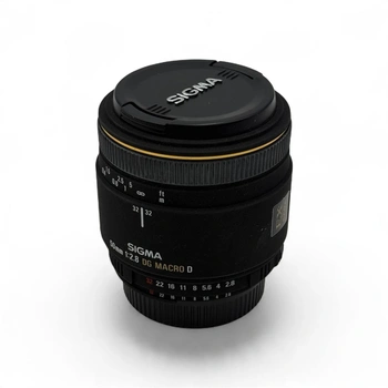Объектив Sigma 50mm 1:2:8 DG MACRO D
