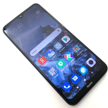 Телефон Xiaomi Redmi 8, 4/64 ГБ