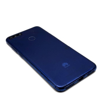 Смартфон Huawei Y6 (2018) 16 ГБ