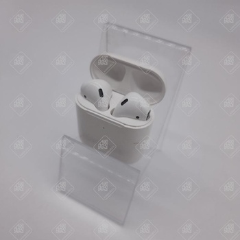 Кейс и один рабочий наушник от AirPods (2‑го поколения) 