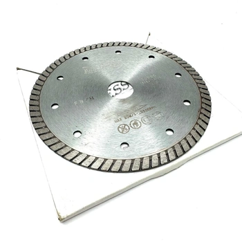 Диск алмазный турбо B/L по бетону 230D-2.5T-7.5W-22.2 MESSER 01-31-230