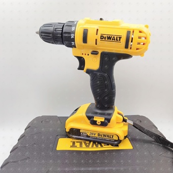 Дрель- Шуруповерт Dewalt dw810