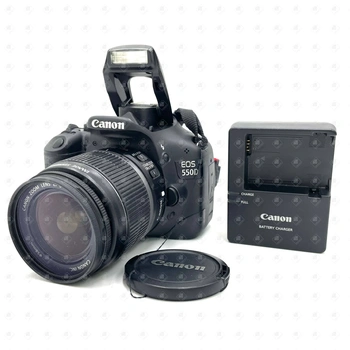 Зеркальный фотоаппарат Canon EOS 550D с объективом EFS 18-55mm 