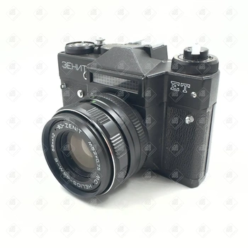 Зеркальный фотоаппарат «Зенит-ЕТ» 