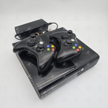 Приставка Xbox 360 E