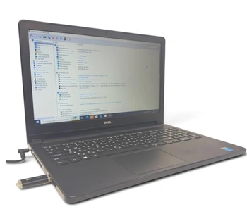 Ноутбук Dell i3/6GB RAM/128GB SSD