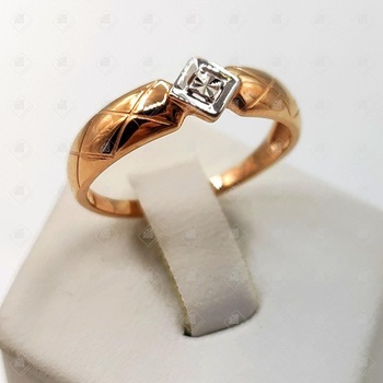 кольцо с камне, золото 585 (14K), вес 1.78 г.