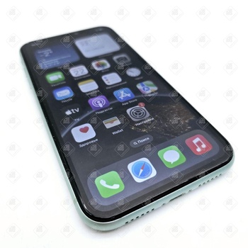 Смартфон iPhone 11