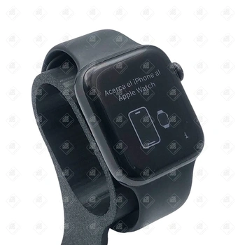 Смарт-часы Apple Watch SE 44mm чёрные