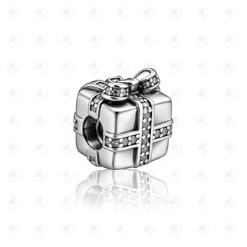 Шарм Pandora "Sparkling Present", серебро I категория 925, вес 6.88 г.